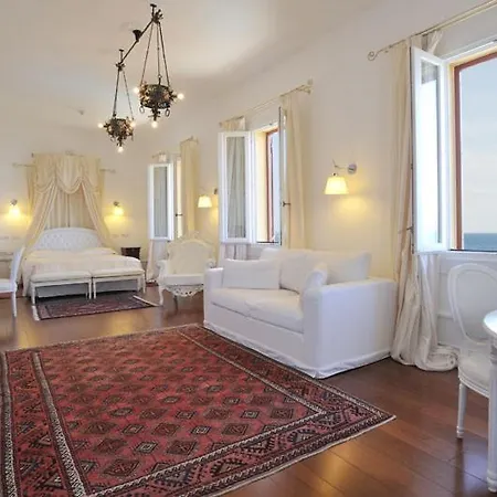 Tronas Hotel&spa 5*