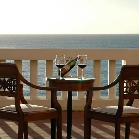 Hotel Tronas &