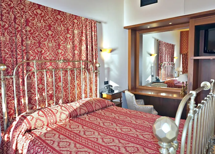 Tronas & Szálloda Alghero