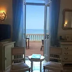 Hotel Tronas &
