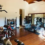 Hotel Tronas &