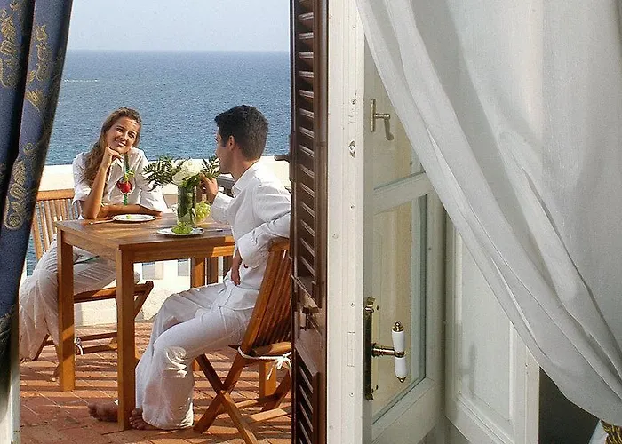 Tronas & Hotel Alghero